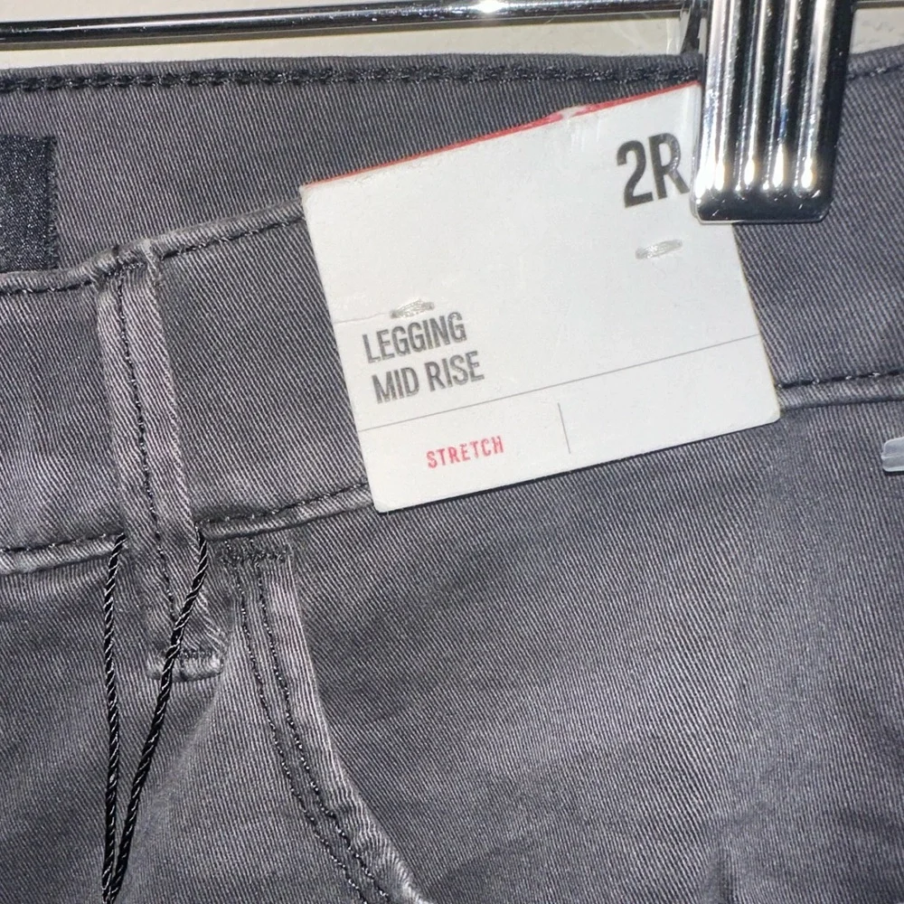 Express Size 2R - Picture 4 of 7